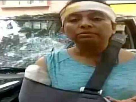 బెంగళూరులో గోవధను అడ్డుకున్న లేడీ టెక్కీ: 150 మంది దాడి, పోలీసులు ఎస్కేప్, కారు !