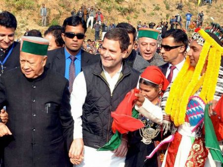 ప్రతిష్ఠ దిగజారినా వీరభద్రుడిదే ‘పైచేయి’: కమలనాథుల్లోనూ పట్టుకోసం ఆరాటం