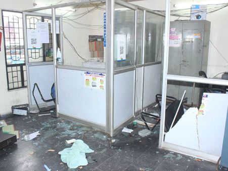 నారాయణ టేపుల కలకలం: శ్రీలత కేసు తవ్వుతున్నారు, డొంక కదులుతోందా?