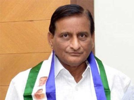 నందిపై రచ్చ సహజమే, పోసానిది అనవసర రాద్ధంతం, చంద్రబాబు గాలికొదిలేశారు: ఆదిశేషగిరిరావు