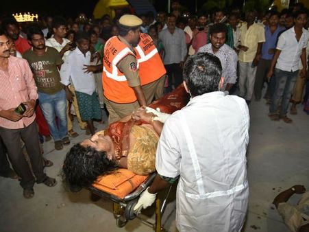 కూతురి మరణంతో ఆగిన తల్లి గుండె: కృష్ణా ఘటనపై మోడీ దిగ్భ్రాంతి