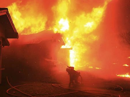 రేణిగుంట మల్లాది ఫార్మా కంపెనీలో అగ్ని ప్రమాదం: నలుగురికి తీవ్రగాయాలు