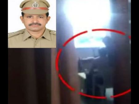 ఆగని ఆర్డర్లీ: మద్యం తాగుతూ హోంగార్డుతో మసాజ్ చేయించుకున్న సీఐ