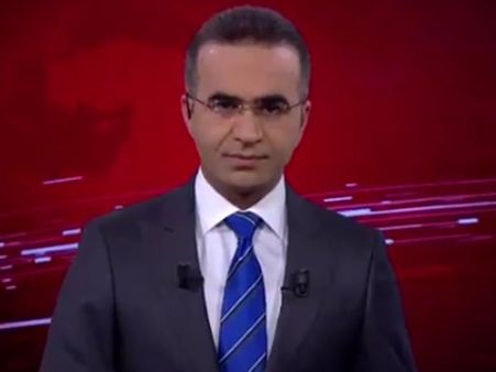 న్యూస్‌ ఛానల్‌లో ప్రకంపనలు, లైవ్‌ షో నిలిపివేత, స్టూడియో సిబ్బంది పరుగో పరుగు