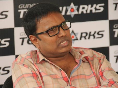 రుద్రమదేవి: ప్రశ్నించడమే తప్పా, క్షమాపణ కోరిన గుణశేఖర్