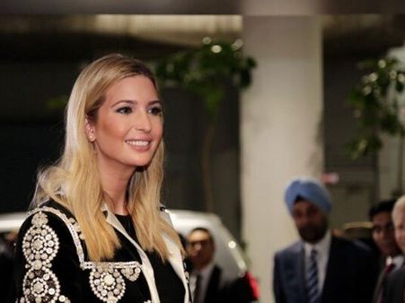 ఇవాంక కోసం పాత బస్తీ గాజులు: చెమటోడ్చారు