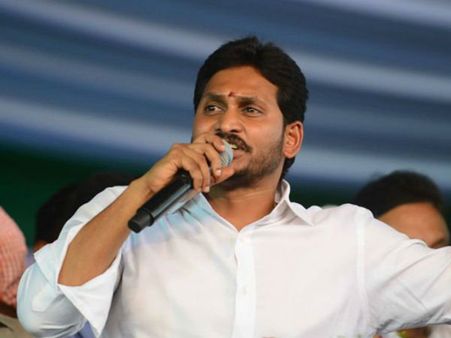 వైసీపీకి మరో షాక్, జగన్ తీరుపై అసహనం: టీడీపీలోకి కర్నూలు ముఖ్య నేత