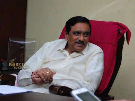 కొత్త జిల్లాలా..ఆ ఆలోచనే లేదు... న్యూ రెవిన్యూ డివిజన్లకు ఓకే...మంత్రి కెఈ స్పష్టీకరణ