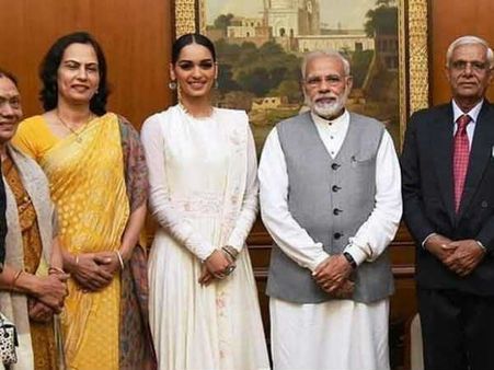 ప్రధాని మోడీని కలిసిన మిస్ వరల్డ్ మానుషి చిల్లర్