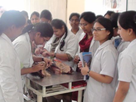 బీపీసీ స్ట్రీమ్ విద్యార్థులకు గుడ్ న్యూస్: వైద్యవిద్యలో నేషనల్ పూల్ లోకి తెలుగు రాష్ట్రాలు?