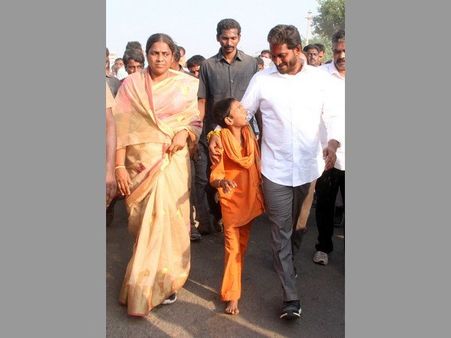 చెరుకులపాడు నారాయణరెడ్డి హత్యపై జగన్ సంచలనం, 'ఎదురు తిరిగిన' వ్యాఖ్యలు, రెచ్చిన టీడీపీ