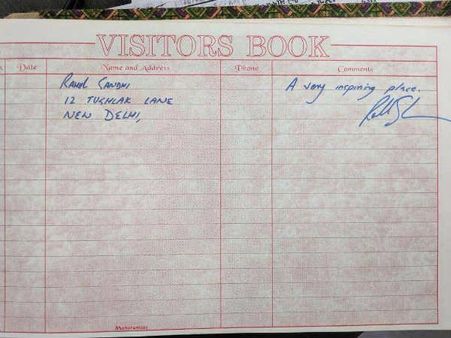 సోమనాథ్ ఆలయం విజిటర్స్ బుక్కులో నాన్ హిందూగా రాహుల్