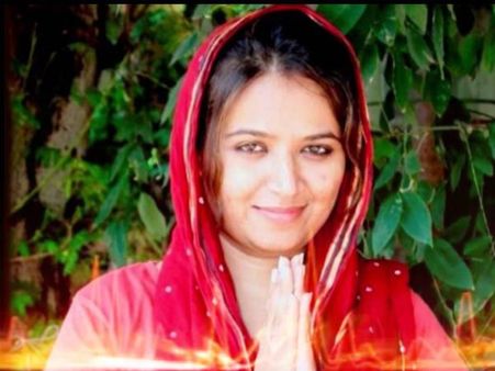 బిజెపి నేత రేష్మా పటేల్ అశ్లీల వీడియోలు వైరల్: నిందితుడిపై కేసు నమోదు