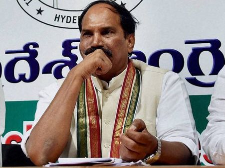 ఎవరికి వారే యమునా తీరే: తెలంగాణలో సీఎం పదవిపైనే కాంగ్రెస్ నేతల కన్ను