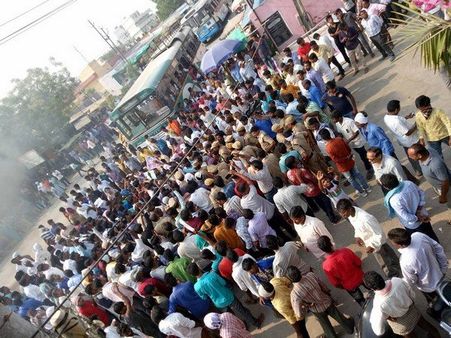 రివైండ్-2017: టీఆర్ఎస్‌కు కోలుకోని దెబ్బ.., తిరగబడ్డ జనం.. ఇవీ వివాదాలు..