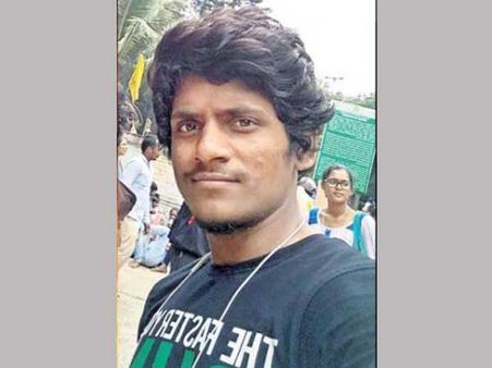 పరువు హత్య కాదు, వివాహితతో అక్రమ బంధమే: పెట్రోల్ పోసి తగలబెట్టారు, ఆ కారే పట్టించింది