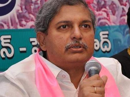 పౌరసత్వం ఇష్యూ: వేములవాడ బై ఎలక్షన్ తప్పదా? టీఆర్ఎస్ అభ్యర్థి సంతోషేనా?