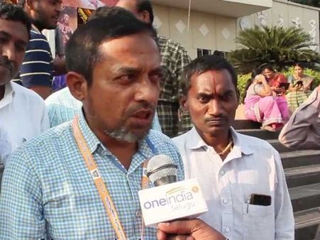 ప్రపంచ తెలుగు మహా సభలు 2017: కేసీఆర్ హామీలు నెరవేర్చాలి..