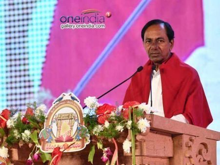 కేసీఆర్ పాడిన పద్యాలు సూపర్..