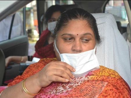 అరకు ఎంపి కొత్తపల్లి గీతకు డెంగ్యూ ఫీవర్...ఢిల్లీ లోహియా ఆస్పత్రిలో చికిత్ప