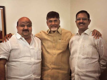 మాగంటి బాబును ఏపీ సీఎం చంద్రబాబు నియంత్రించగలరా?