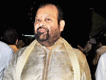 కాంగ్రెసుకు దెబ్బ: తెరాసలోకి మాజీ మంత్రి, చక్రం తిప్పిన ఎంపీ