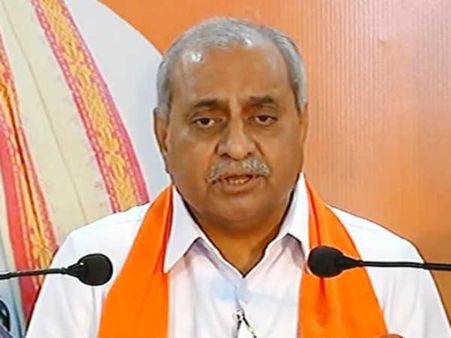 గుజరాత్ పోరు: పటేళ్ల ఓటే కీలకంసీఎం అభ్యర్థిగా నితిన్ పటేల్?