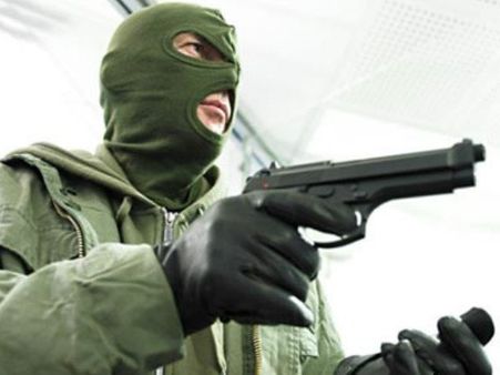 ఆ ఇద్దరు.. కన్నేస్తే.. 'క్యాష్' స్వాహా!: లిఫ్ట్‌ ఇస్తామని పెద్ద షాకే ఇస్తారు..