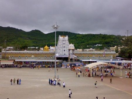 తిరుమల: నేటి నుంచే అమల్లోకి పెరిగిన లడ్డూ ప్రసాదం ధరలు