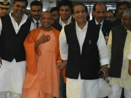 బద్ధ శత్రువులు?: యోగి-ఆజంఖాన్ చేతులు కలిపారు!