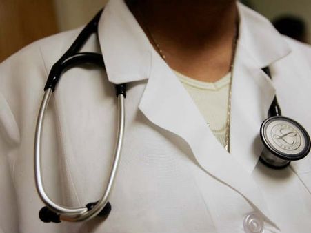 ట్రీట్‌మెంట్ కోసం వస్తారు.. అందాల వల విసురుతారు, చిక్కుకున్నారో ఇంతేసంగతులు!