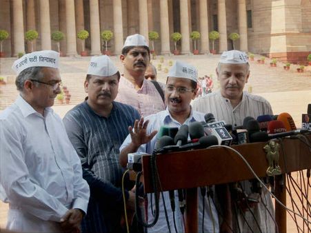 త్రిశంకు స్వర్గంలో ఏఏపీ ఎమ్మెల్యేలు: కోర్టు తీర్పు వరకు ఇలాగే