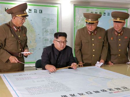 నా టేబుల్‌పైనే న్యూక్లియన్ బటన్, నొక్కితే బుగ్గిపాలే: కిమ్ సంచలనం