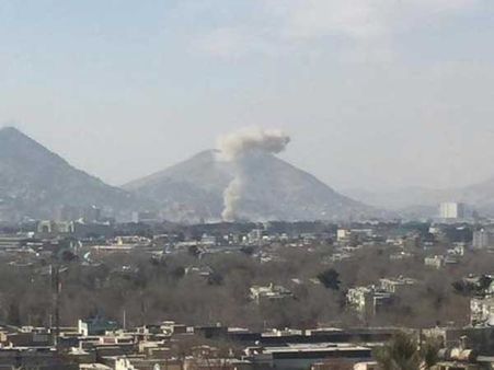 ఉగ్రదాడి: బాంబుల అంబులెన్స్ పేలి 95 మంది మృతి