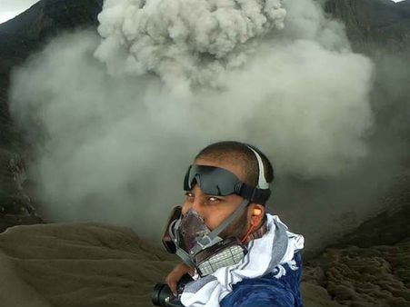 తొలి భారతీయుడు: భయంకరమైన అగ్నిపర్వతాన్ని అధిరోహించిన హైదరాబాదీ