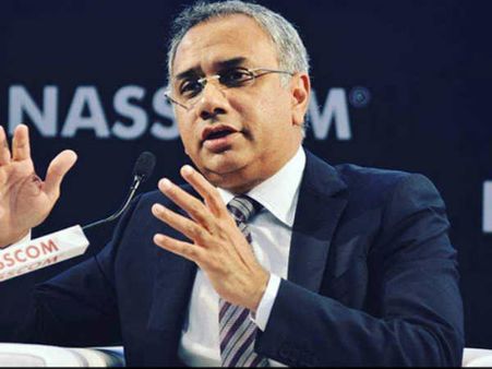 సిక్కా కంటే తక్కువే, ఇన్పోసిస్ కొత్త సీఈవో వేతనం ఎంతో తెలుసా?