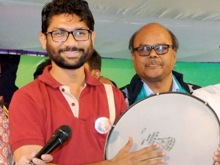 ఆ దారిలో జిగ్నేష్ మేవానీ ర్యాలీకి ఢిల్లీ పోలీసులు నో