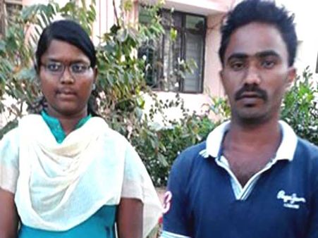 ఎ ఫేస్ బుక్ లవ్ స్టోరీ:ఆంధ్రా అమ్మాయి-తెలంగాణ అబ్బాయి;పెళ్లి చేసుకున్నాం-రక్షణ కావాలి