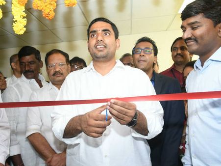 ఐటి హబ్ గా మంగళగిరి; ఒకేసారి 16 కంపెనీలు ప్రారంభించిన లోకేష్...