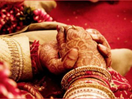 కారణమిదే: వివాహమైన కొద్ది సేపటికే వధువు మృతి