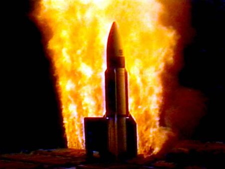 పొరపాటు: క్షిపణి దాడి జరగొచ్చు, భయంతో పరుగులు తీశారు. ఏమైందంటే?