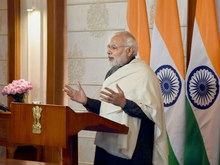 నవ్యాంధ్రకు నేనున్నా.. డోంట్ వర్రీ.. బాబుతో మాట్లాడతా: టీడీపీ ఎంపీలకు ప్రధాని భరోసా!