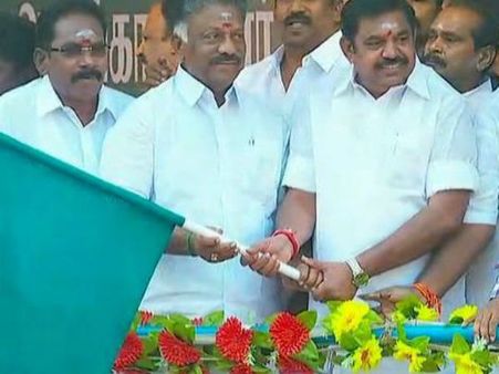 బహుమతుల ఆఫర్: జల్లికట్టుకు మరో ఇద్దరి ప్రాణాలు బలి