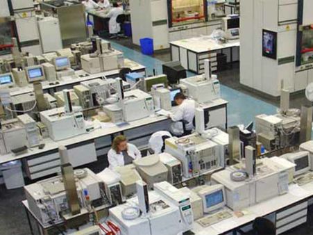 2018లో బడ్జెట్: మౌలిక వసతుల కోసం ఔషధ రంగం.. పసిడిపై కస్టమ్స్ తగ్గించాలి