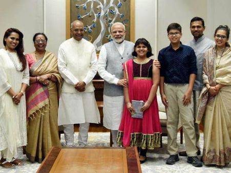 దటీజ్ కోవింద్! ఫ్యామిలీని సైతం పక్కన పెట్టి.. నిరాడంబరంగా..