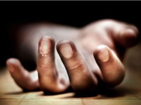 విషాదం: అమ్మ చనిపోతోందని కొడుకు సూసైడ్, 2 గంటల సెల్పీ వీడియో