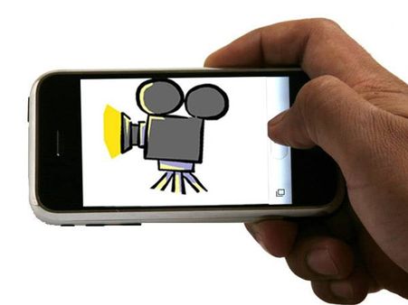 సహోద్యోగినితో శారీరక సంబంధం: వీడియోలు లీక్ చేసిన టెక్కీ