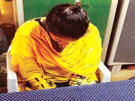 ఎపిలో ఎసిబి జోరు:రెడ్ హ్యండెడ్ గా ఒకే రోజు...ముగ్గురు ట్రాప్