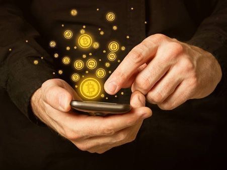 మళ్లీ అప్ స్వింగ్ ‘బిట్‌కాయిన్’! అప్పుడే 10 వేల డాలర్ల పైకి..!!