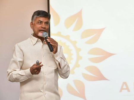 చంద్రబాబు నోట...పేకాట మాట...